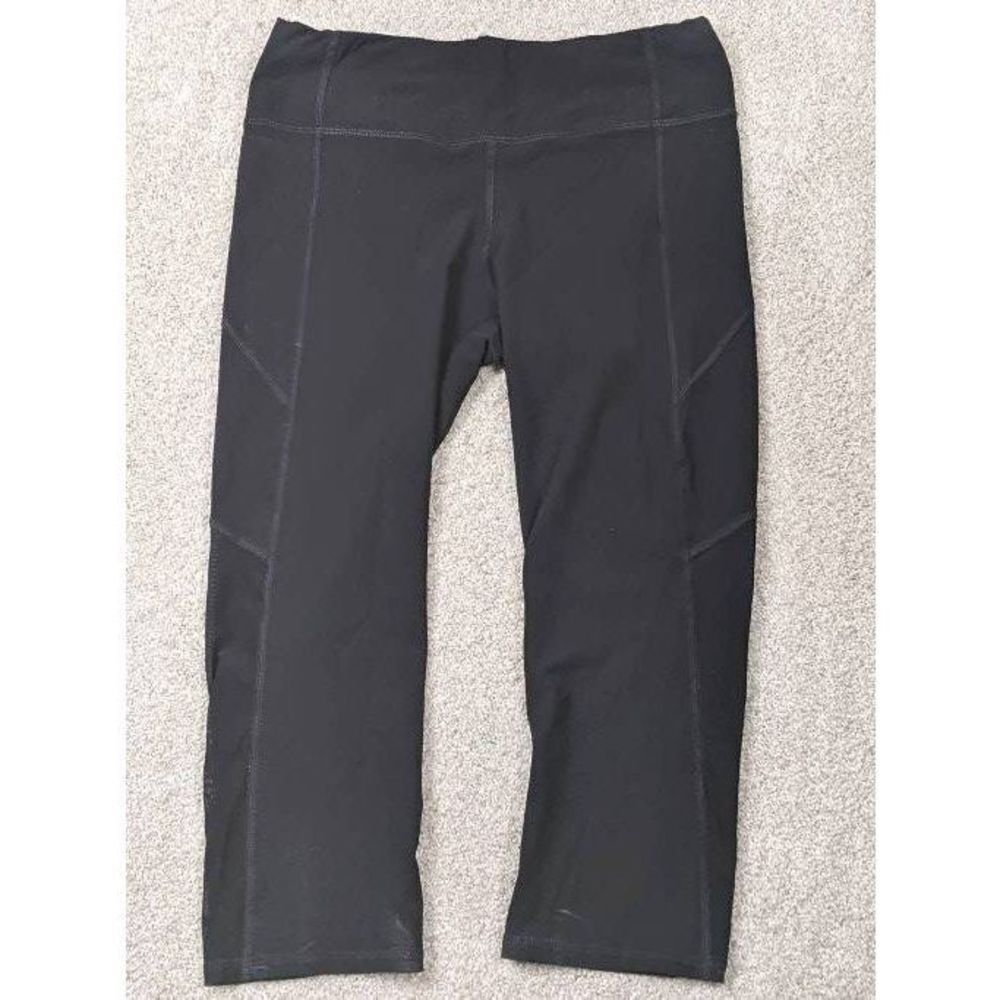 Athleta Women's Black athletic pants size small Tall